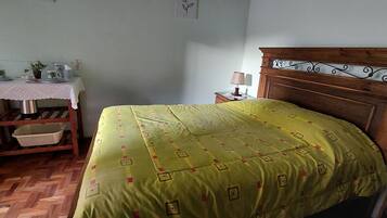 1 habitación, escritorio y wifi gratis