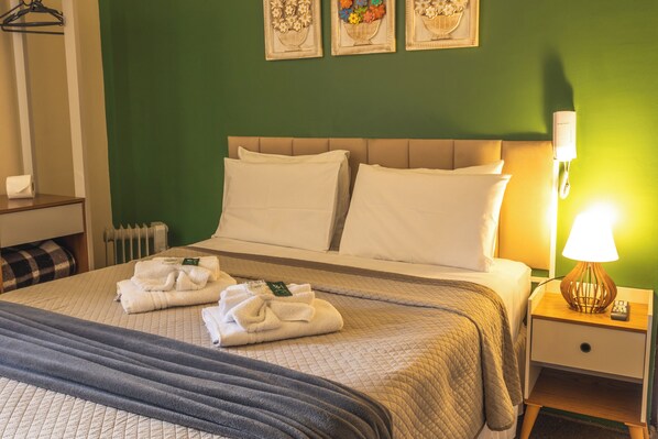 Standard Double Room | Free WiFi, bed sheets - Pousada Araucária (Campos do Jordão)
