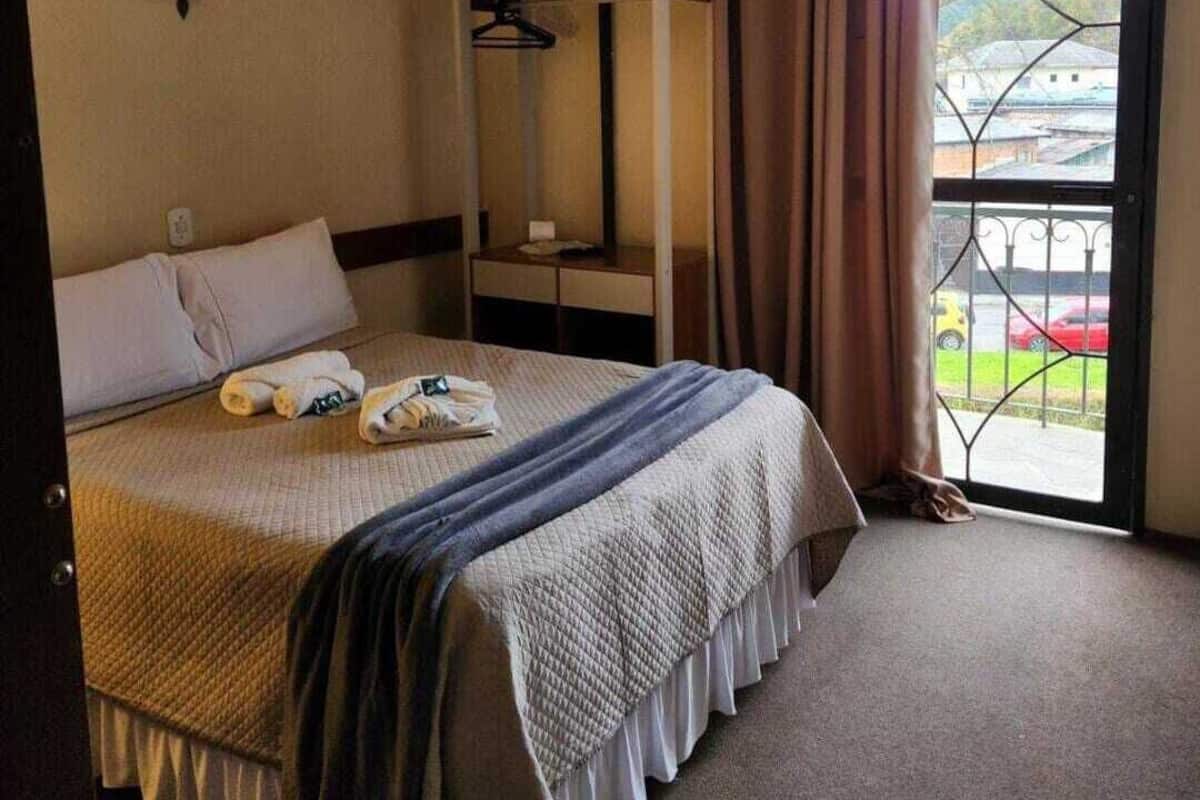 Superior-Vierbettzimmer | Kostenloses WLAN, Bettwäsche