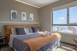 2 chambres, fer et planche à repasser, accès Internet, draps fournis