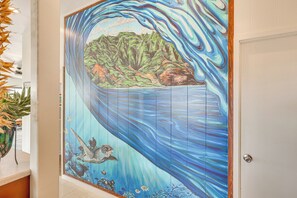 المنشأة من الداخل