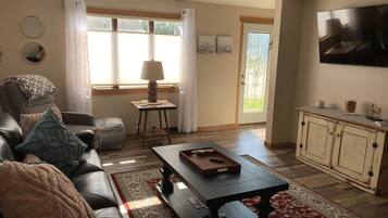 Smart-TV, videospill, bøker og musikkbibliotek