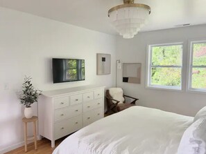 2 chambres, fer et planche à repasser, lit parapluie, Wi-Fi gratuit