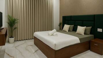 4 Schlafzimmer, BĂŒgeleisen/BĂŒgelbrett, kostenloses WLAN, BettwĂ€sche