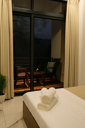 4 chambres, fer et planche à repasser, Wi-Fi gratuit, draps fournis