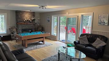 Smart TV, fireplace, video games, DVD player