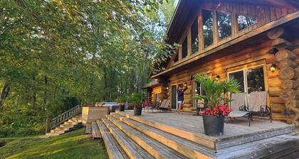 Beautiful Chalet on the Lake!