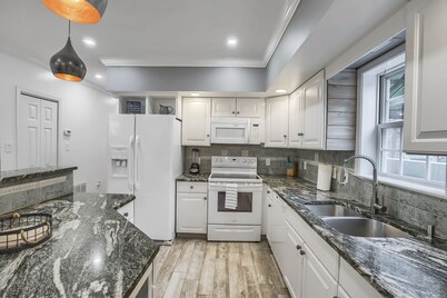 Family Fun Getaway near Cascade Lake in Warwick NY