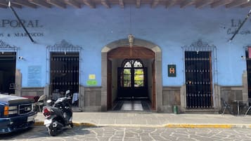 Bagian depan properti