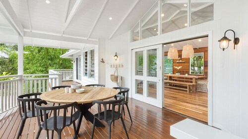 Golden Hus - spacious South Golden Beach home