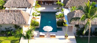 Casa Edén by Luxe Haus™ – Butlered Villa, Staff, Pool, Jacuzzi, Golf Carts