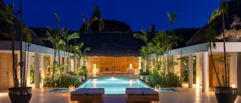 Outdoor pool, a heated pool
