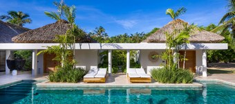 Casa Edén by Luxe Haus™ – Butlered Villa, Staff, Pool, Jacuzzi, Golf Carts