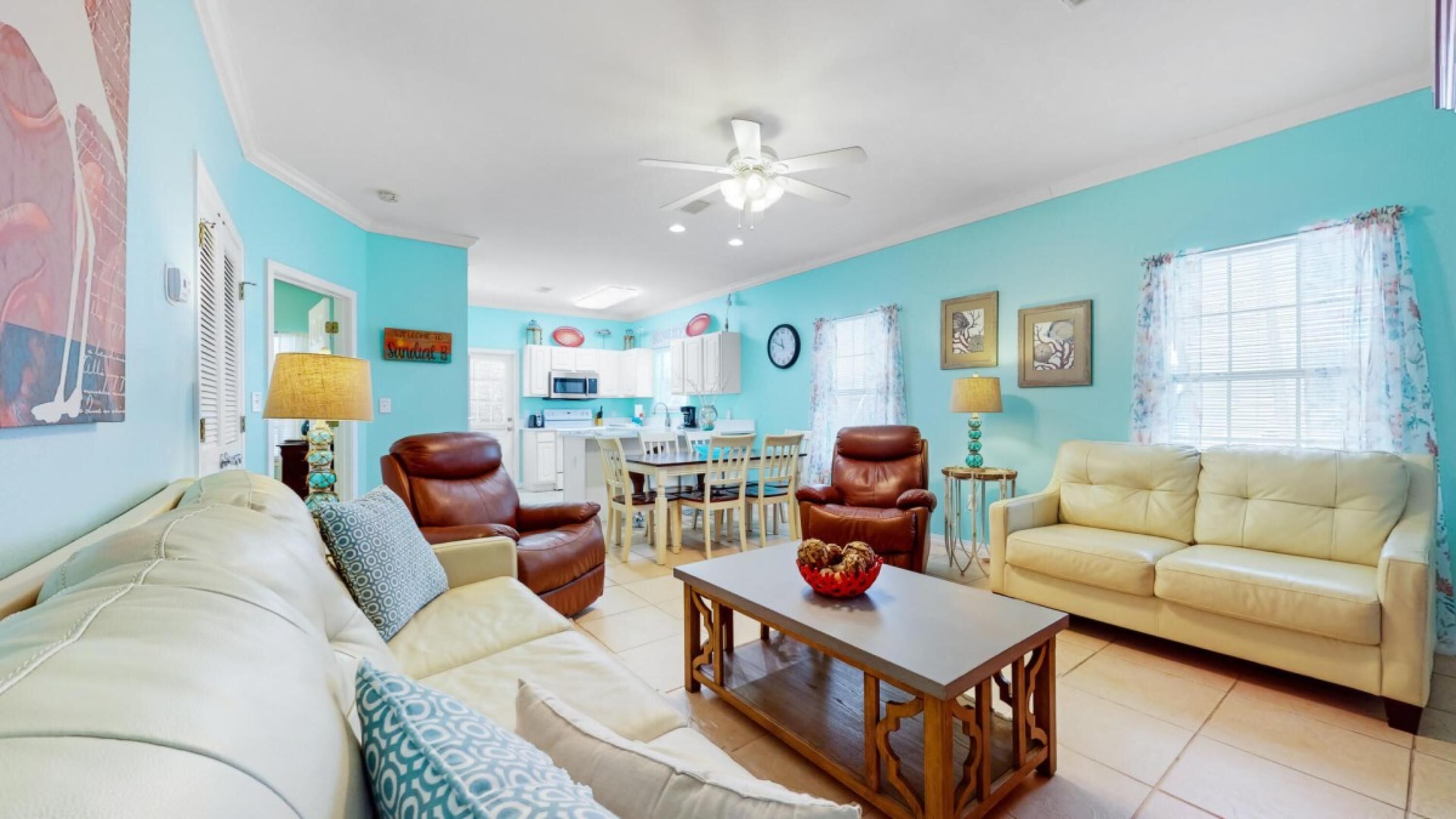 House, 3 Bedrooms | Living room