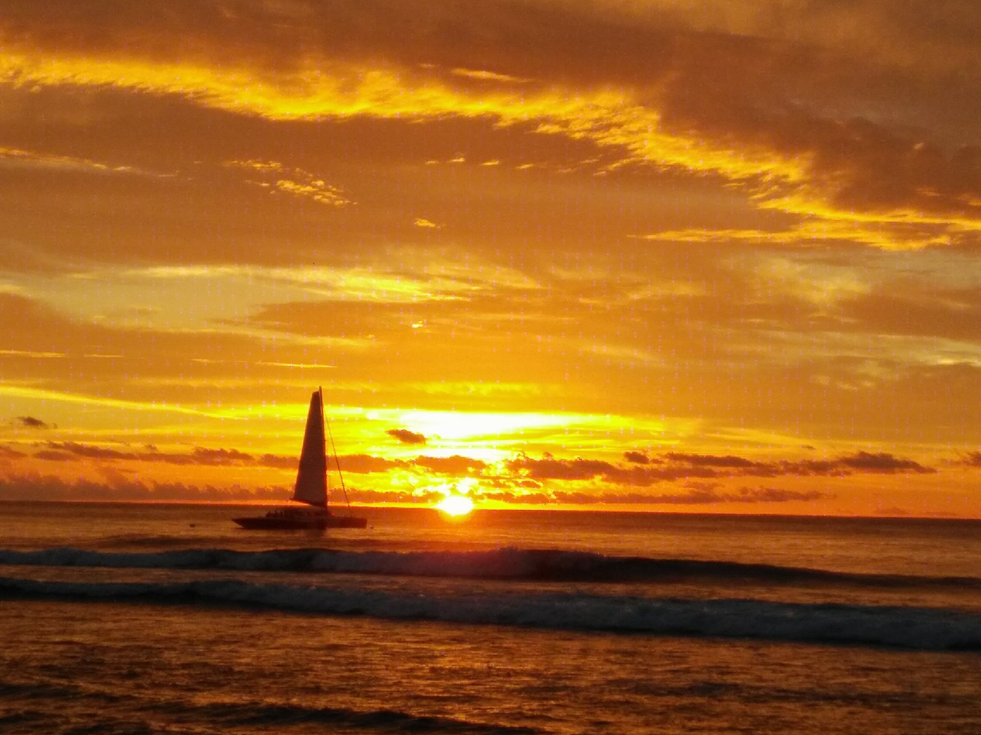 Playa en los alrededores y toallas de playa 