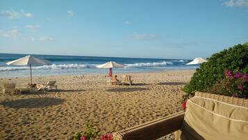 Una playa cerca, toallas de playa