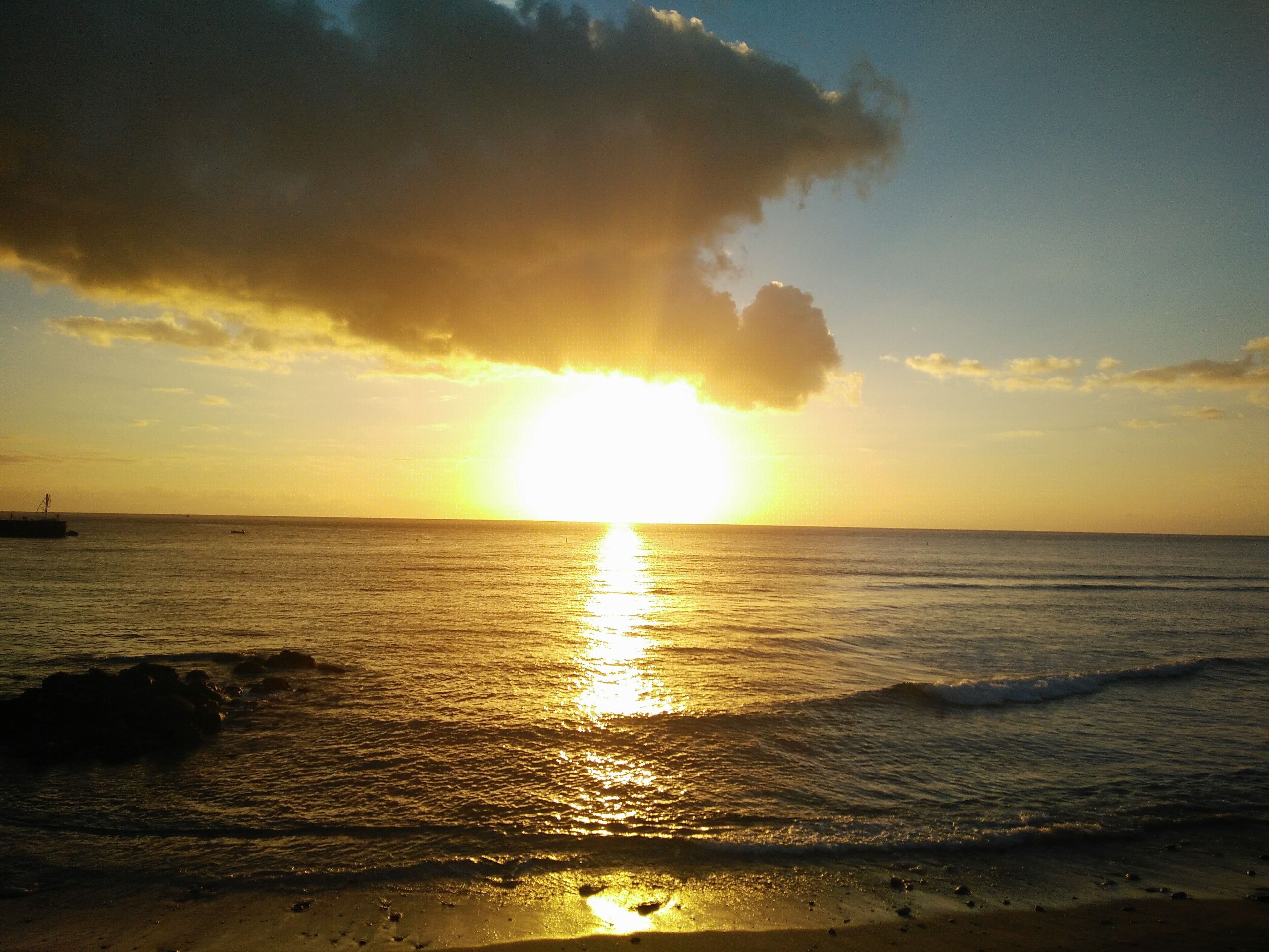 Beach nearby, beach towels