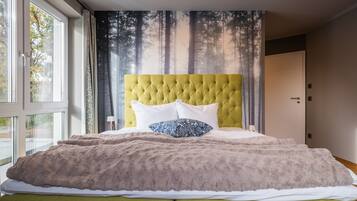 4 Schlafzimmer, Zimmersafe, Bügeleisen/Bügelbrett, Reisekinderbett