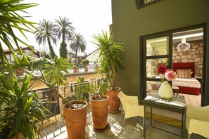 Deluxe Double Room, 1 Bedroom | Terrace/patio