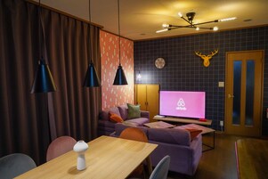 Comfort House | 3 bedrooms, desk, laptop workspace, free WiFi