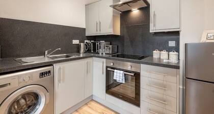 No 65 Leuchars (Nr St Andrews) Free Parking - Pet Friendly