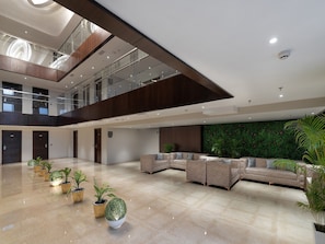 Lobby sitting area - Cygnett Park BL (Jaipur)