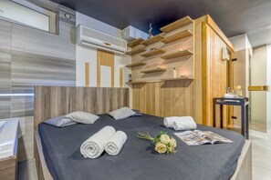 Family Villa, Multiple Bedrooms, Mountainside (Pool & Whirlpool Villa Art Four) | Spa