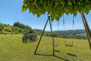 Property grounds - Pool & Whirlpool Art Villas (Trebnje)