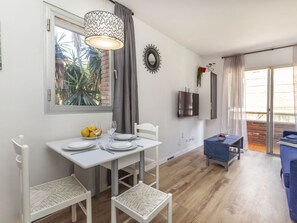 Dining - Cosy Lloret by Interhome (Lloret de Mar)