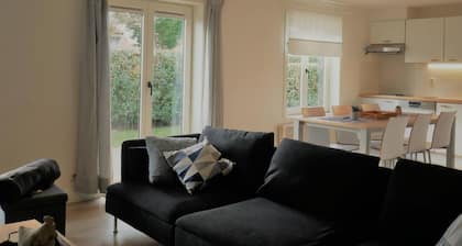 Village Park V107 - Nicely decorated fisherman's cottage in Village Park in De Haan.