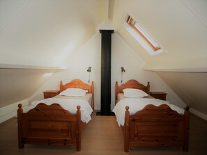 3 soverom, strykejern/-brett og wi-fi (inkludert)