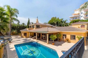 Pool - Banús Sand House Super Villa in Puerto Banús facing the sea (Marbella)