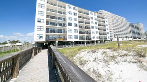 Exterior - Island Sunrise 260 by Gold Star Vacation Rentals (Gulf Shores)