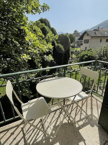 Appartement 1er étage centre-ville Allevard