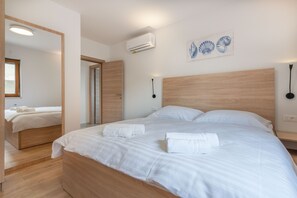 5 chambres, fer et planche à repasser, lit parapluie, Wi-Fi gratuit