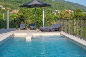 Outdoor pool - Neu! Luxuriöse Privaten Villa M/pool für 10 Personen 3 km vom Meer Entfernt (Diminici)