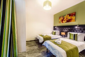 1 habitación, tabla de planchar con plancha, wifi y ropa de cama 