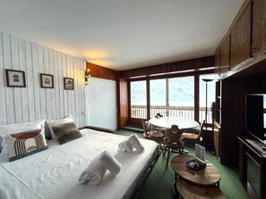 1 quarto, roupa de cama