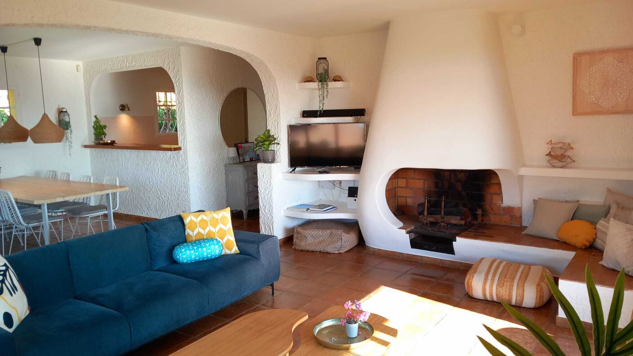 TV connectée, cheminée