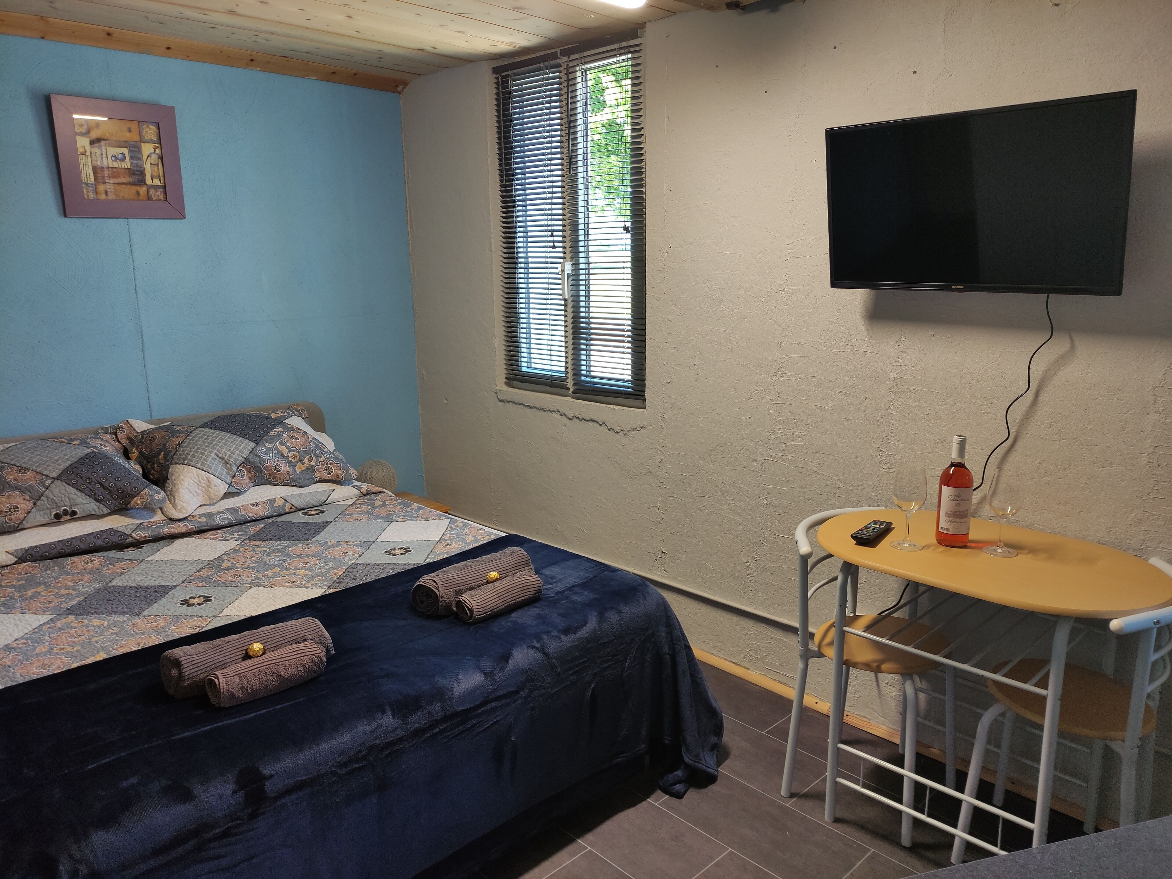 1 chambre, Wi-Fi gratuit, draps fournis