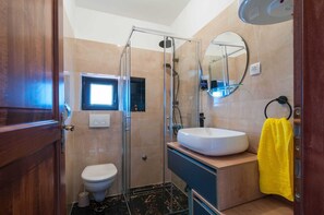 Bathroom - House for Rent Nikoletta (Postira)