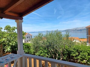 Maison (Five Bedroom Holiday Home with Terrac) | Terrasse/patio