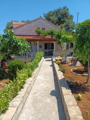 House (Five Bedroom Holiday Home with Terrac) | Exterior - House for Rent Nikoletta (Postira)