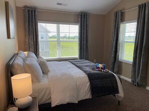 2 habitaciones, sábanas italianas Frette y escritorio 
