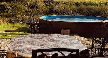 Unique villa for family parties, Karaoke, DJ. Music room, Spa, & Swimming pool.