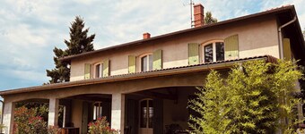 Festive villa. For family parties & events music / DJ.Villa Flamingo!