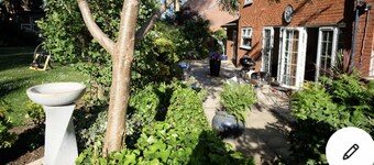 Quiet bright modern apartment with open plan lounge and kitchen diner