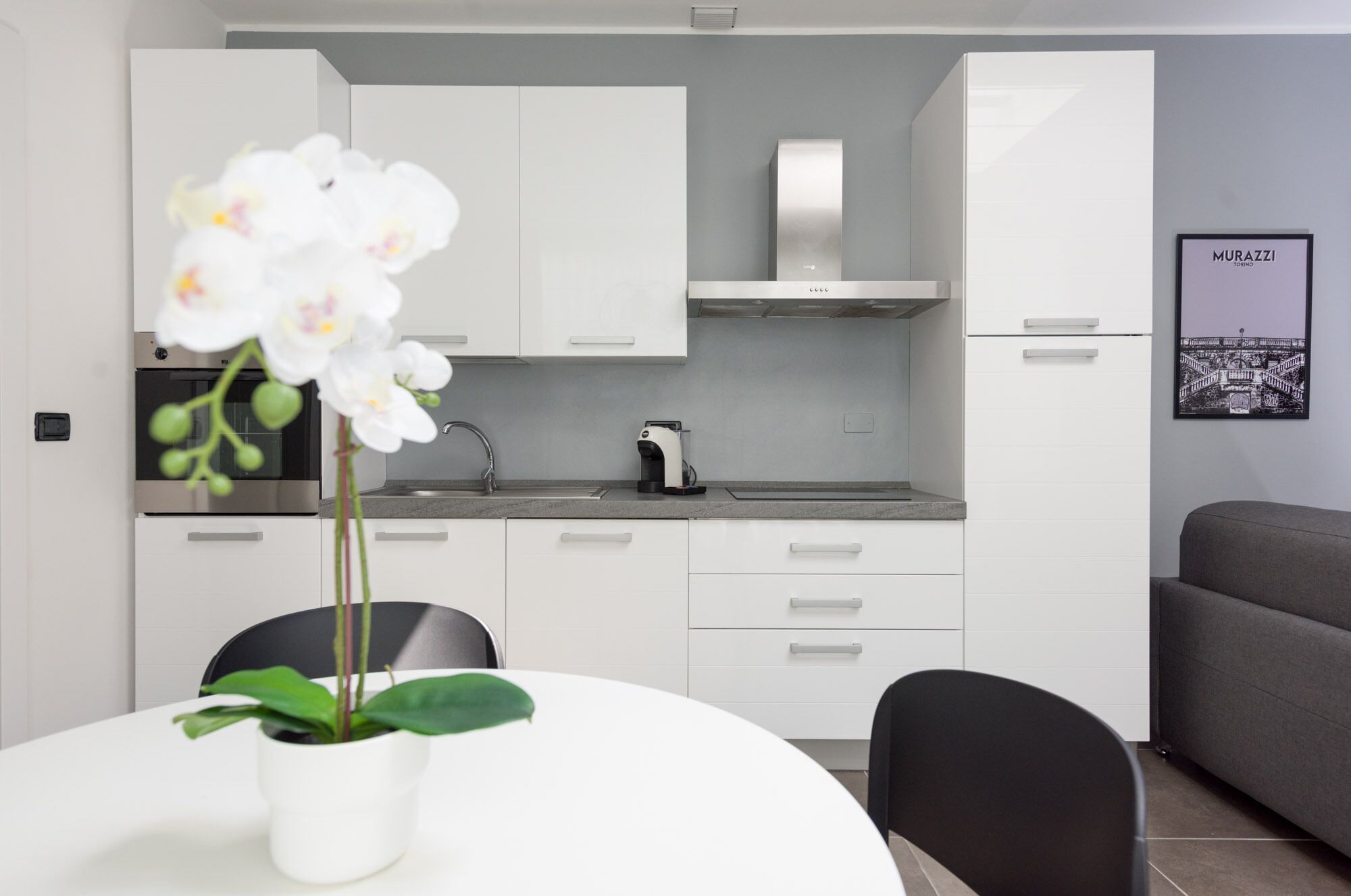 Appartamento Comfort, 1 camera da letto, terrazzo | Cucina privata | Frigorifero con congelatore, microonde, forno, piano cottura