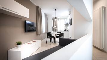 Appartamento Standard, 1 camera da letto | Area soggiorno | Smart TV 43 pollici con canali digitali, TV