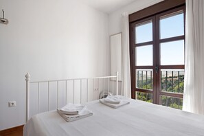 1 bedroom, iron/ironing board, free WiFi, bed sheets - Apartment Cobijadas75 Janda with Mountain View, Balcony & Wi-Fi (Vejer de la Frontera)